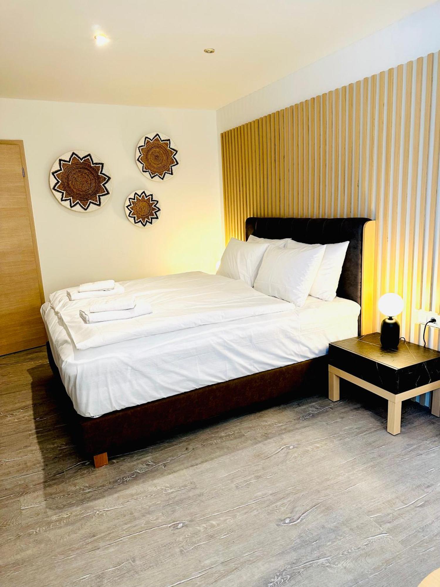 Akropolis Hotel Nürnberg Exteriör bild